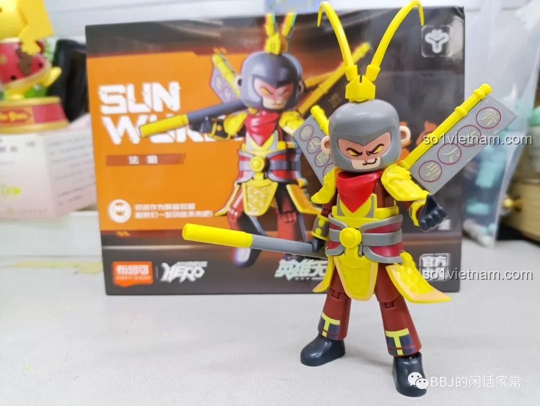 Mô hình Tôn Ngộ Không Pháp Tướng BLOKEES 85005 nhìn từ phía trước và sau