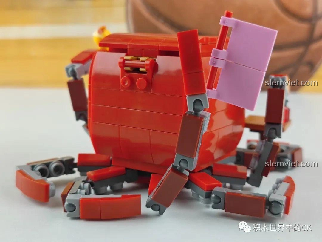 Chi tiết xúc tu và biển hiệu của mô hình lắp ráp Zhe Gao Phố Ẩm Thực CW6002 Cửa hàng bạch tuộc nướng, sống động.