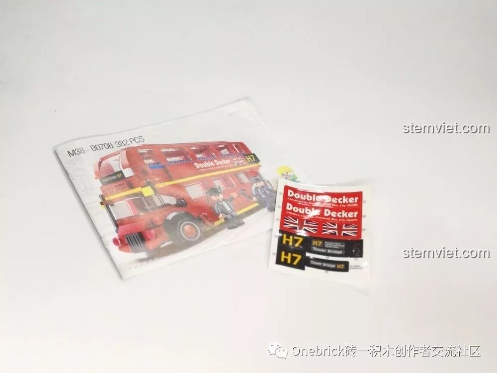 Bộ sticker đi kèm xe buýt đỏ hai tầng London Sluban.