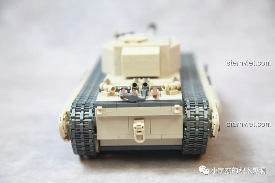 Bộ sưu tập pháo tự hành và xe pháo QUANGUAN