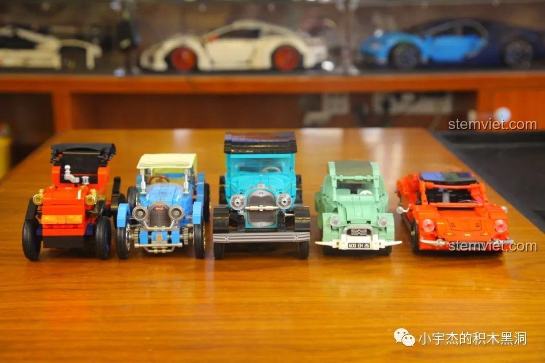 Năm mô hình xe cổ điển từ bộ sưu tập Beijing Auto Museum của SEMBO, bao gồm Ferrari Dino 246 GTS.