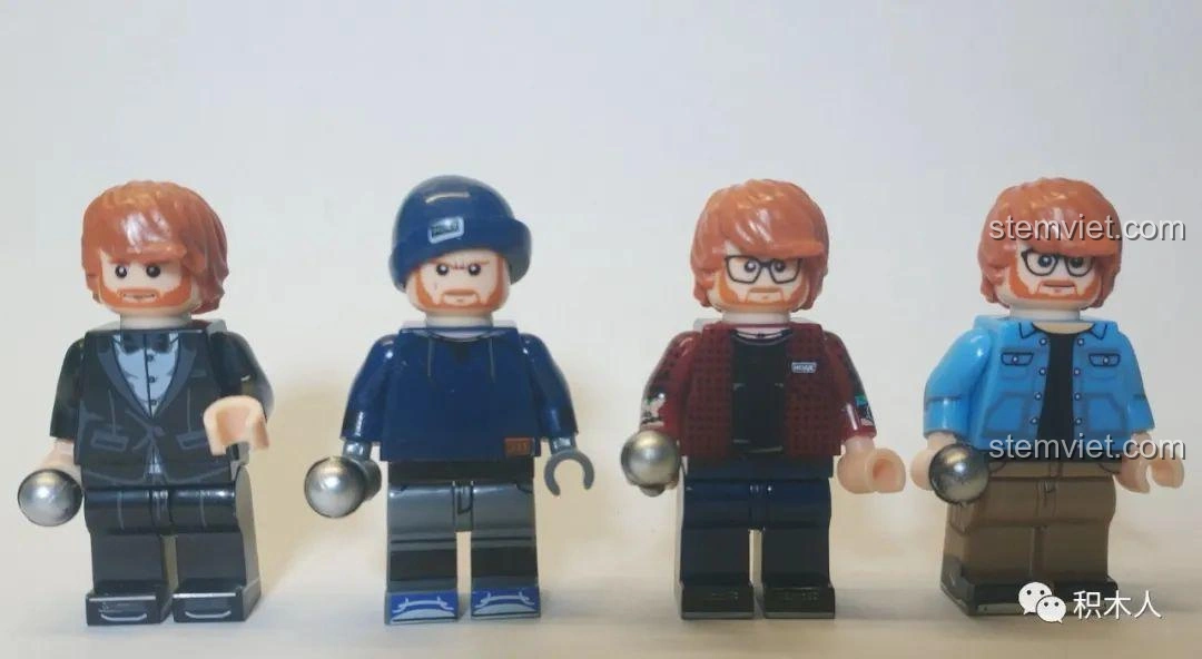 Toàn bộ 4 minifigure Ed Sheeran WM 6093 đứng cạnh nhau, tạo thành một bộ sưu tập hoàn chỉnh.
