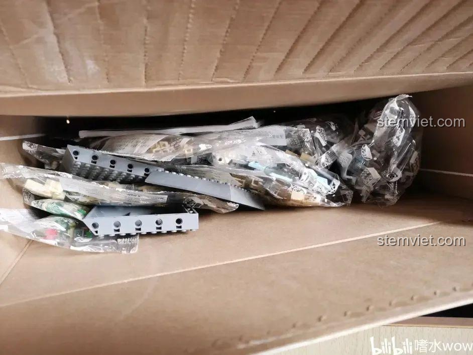 Chi tiết lan can cầu trong bộ lắp ráp Cầu Trường Giang Vũ Hán WANGE 6223.