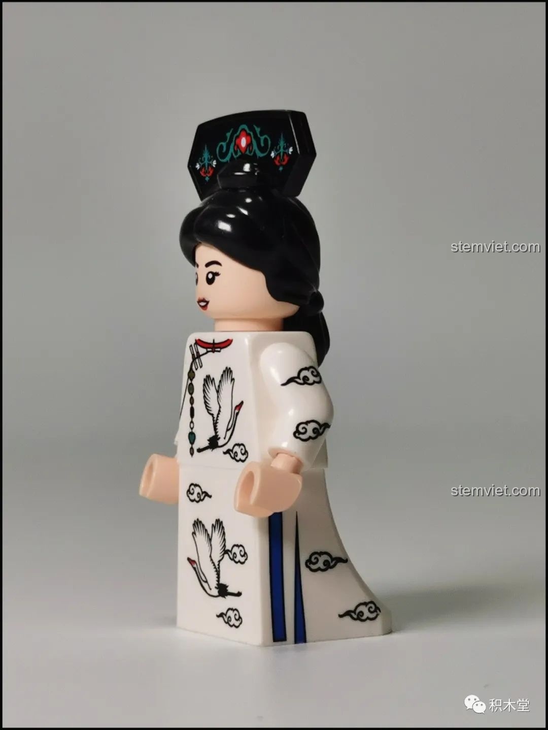 Bốn minifigure của bộ lắp ghép Wekki Vườn Thượng Uyển Bốn Mùa