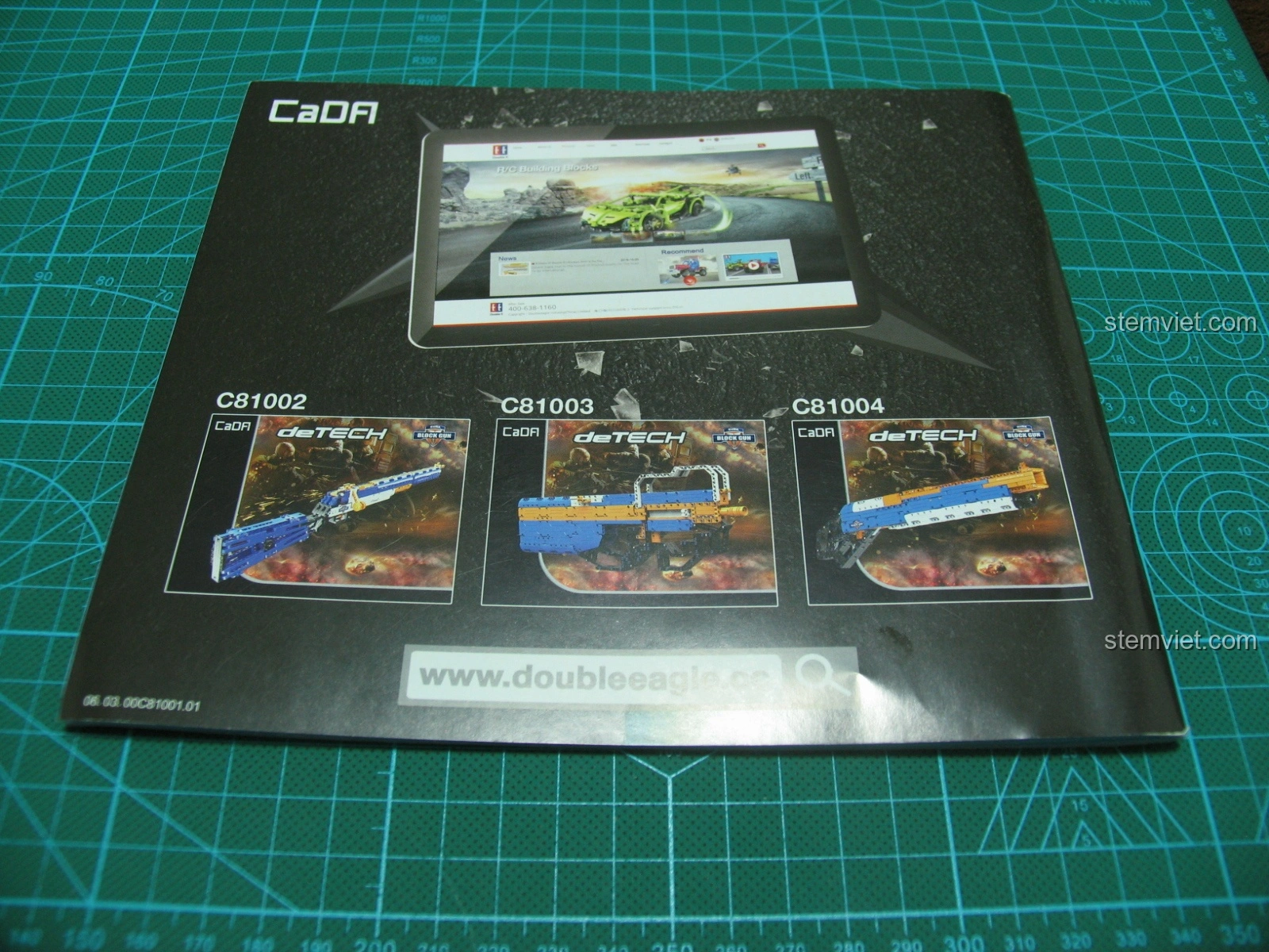 Mặt sau sách hướng dẫn bộ đồ chơi C81001 giá tốt, giới thiệu các mẫu súng lắp ráp CaDA Block Gun khác như C81002, C81003, C81004.