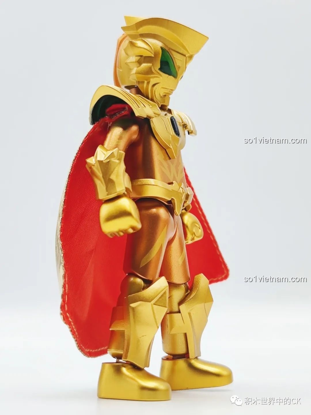 Các nhân vật Ultraman với phụ kiện đa dạng trong Bộ Sưu Tập Ultraman 2023.