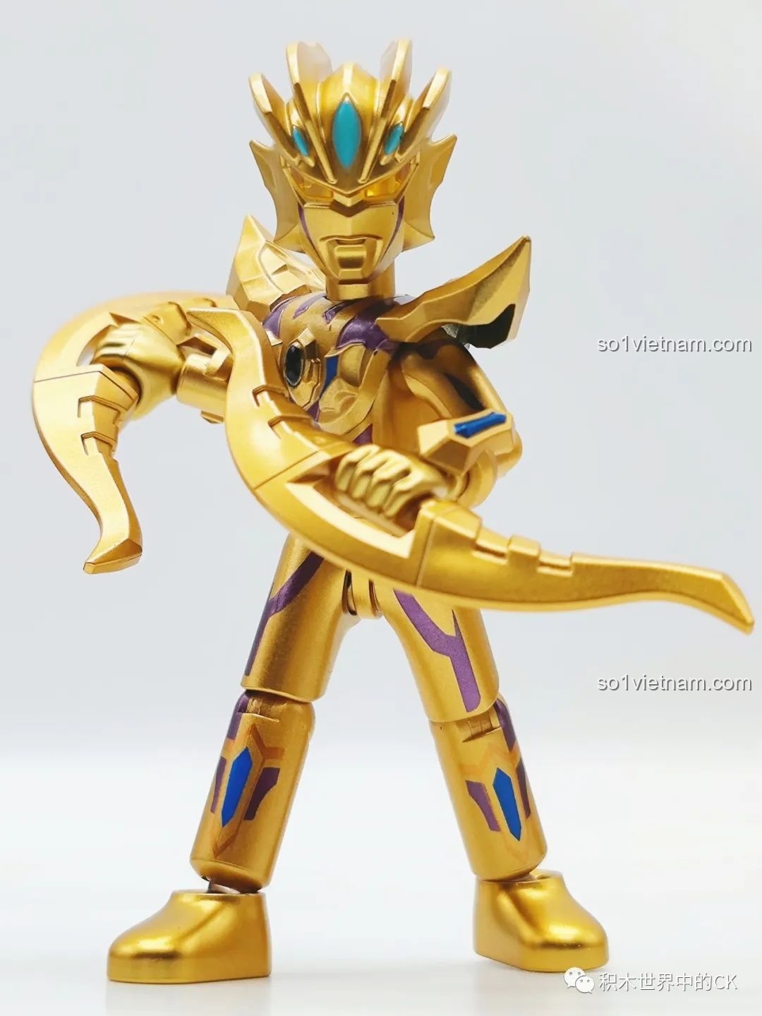 Các nhân vật Ultraman với vũ khí trong Bộ Sưu Tập Ultraman 2023.