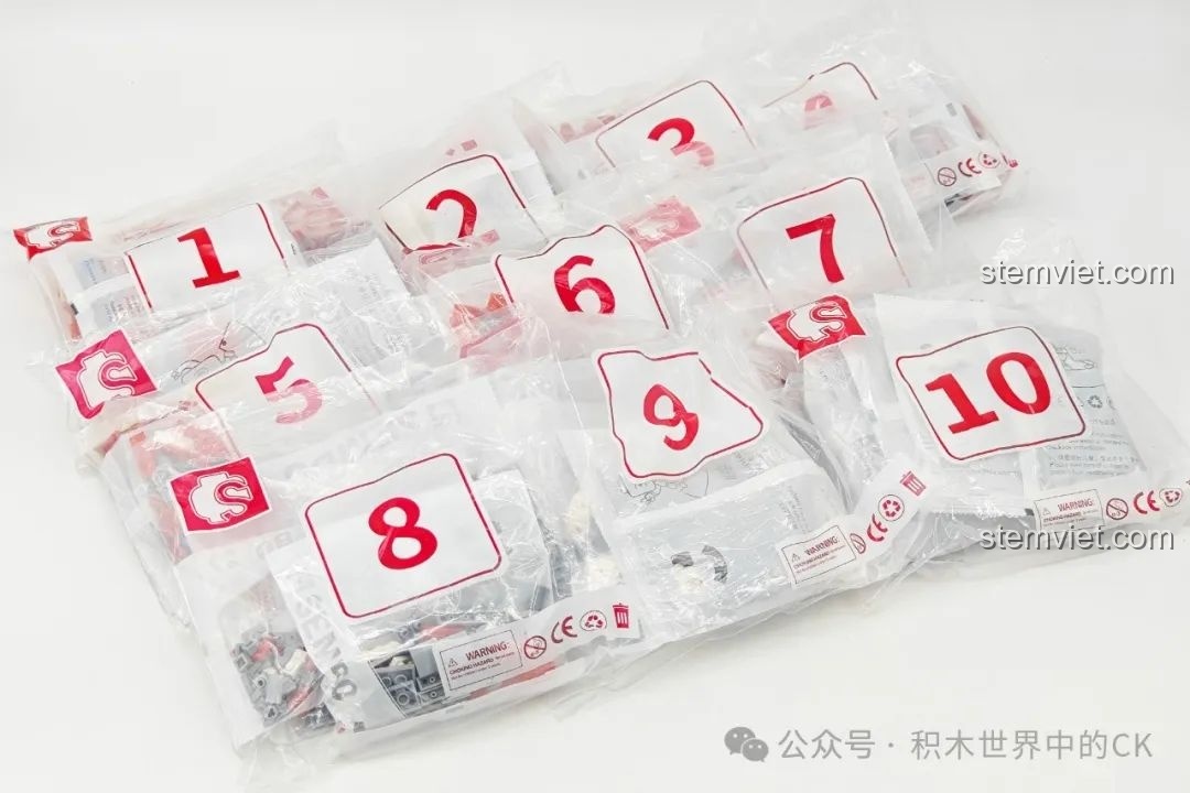 Các túi chi tiết từ 1 đến 10 của bộ SEMBO 208124, được phân loại rõ ràng giúp người chơi dễ dàng tìm kiếm khi lắp ráp.