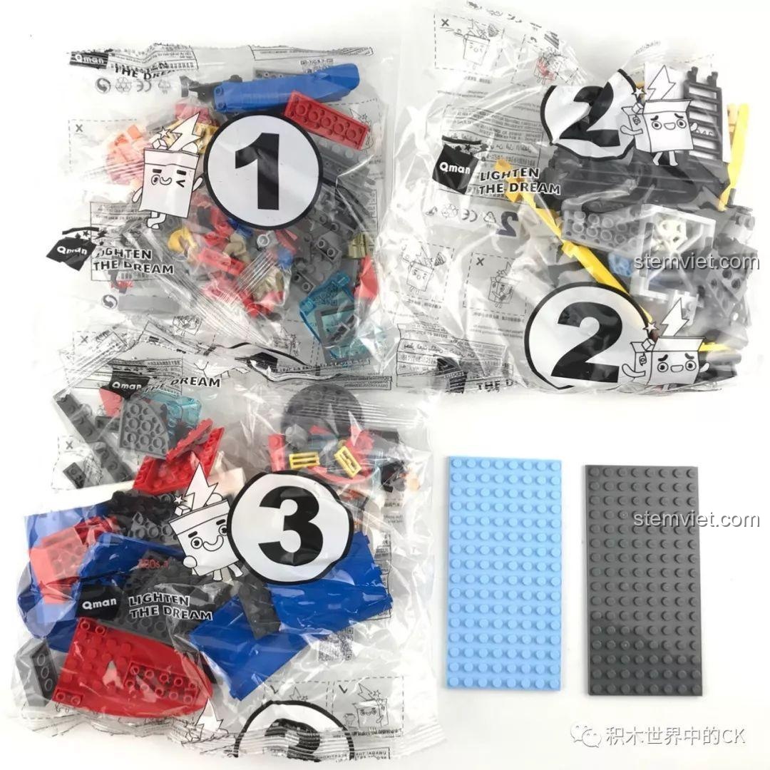 Toàn bộ các túi mảnh ghép được đánh số và các tấm nền của bộ QMAN 2806 Giải Cứu Giàn Khoan.