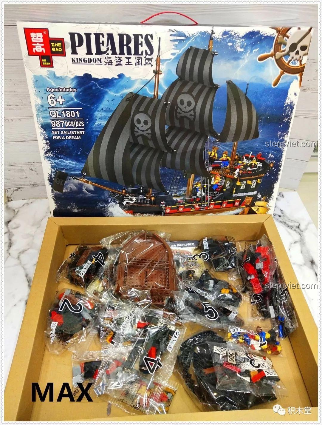 Các túi mảnh ghép được sắp xếp gọn gàng trong hộp Tàu Cướp Biển Skull Adventure QL1801.