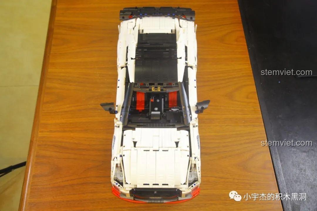 Mô hình Nissan GTR CaDA 8882 nhìn từ trên xuống, đồ chơi mô hình xe GTR