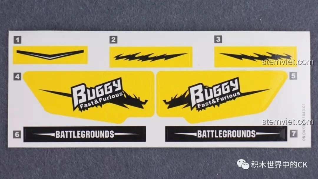 Bộ sticker chất lượng cao đi kèm bộ lắp ráp CaDA C51043 Xe Buggy Địa Hình, với các họa tiết