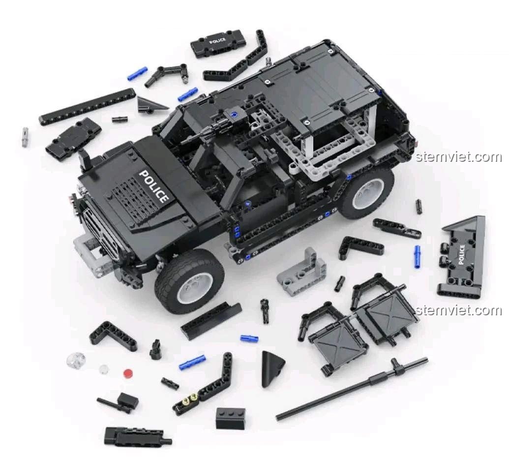 Các mảnh ghép của bộ lắp ráp CaDA C51207 Xe Jeep Quân Sự Đặc Nhiệm, đồ chơi mô hình xe SWAT, 561 chi tiết, chất liệu nhựa an toàn ABS cao cấp