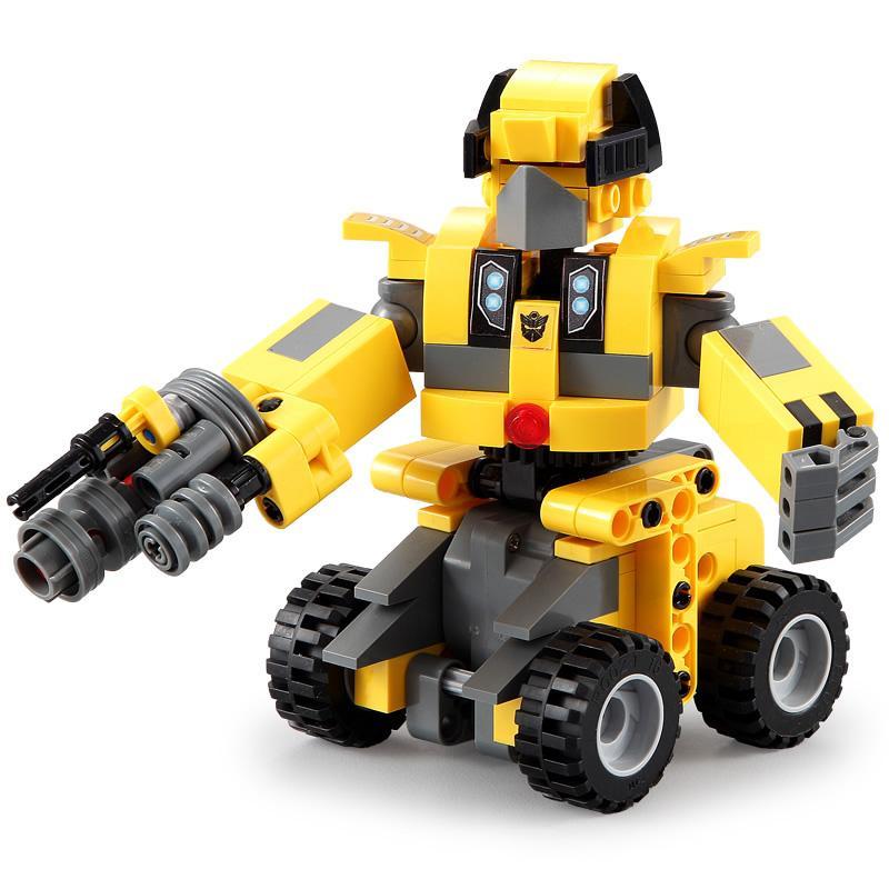 Bộ đồ chơi Robot Biến Hình Ong Vàng CaDA C52020, mô hình Robot Ong Vàng với thiết kế chi tiết, phù hợp bé trai 6 tuổi, giá tốt.