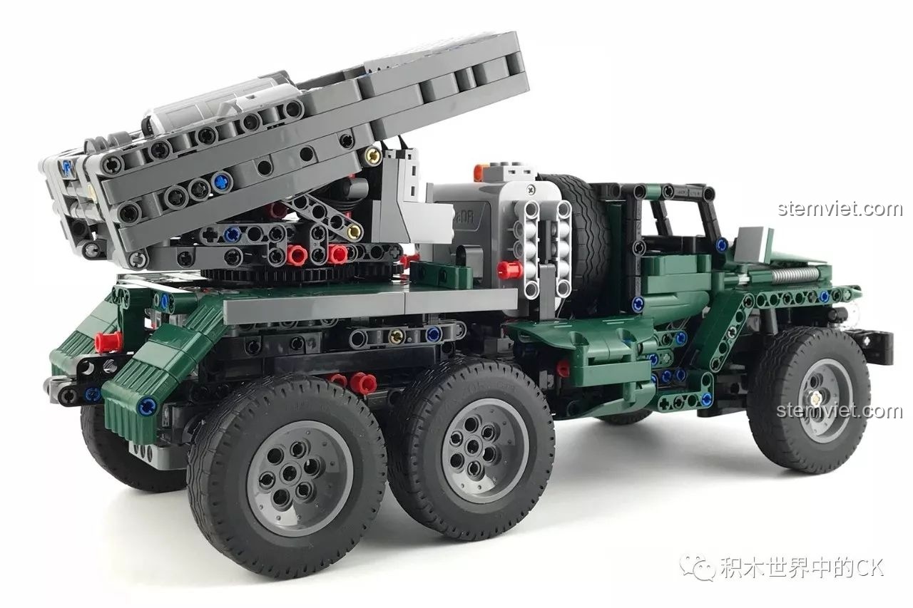 Cận cảnh chất lượng mảnh ghép của CaDA C61002 BM-21 Combat Vehicle.