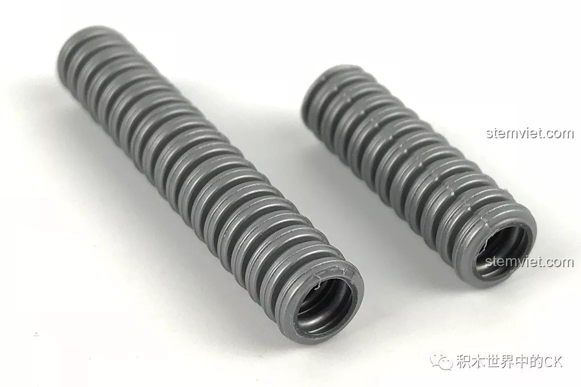 Động cơ và hệ thống điện tử được lắp vào khung xe CaDA C61002 BM-21 Combat Vehicle.