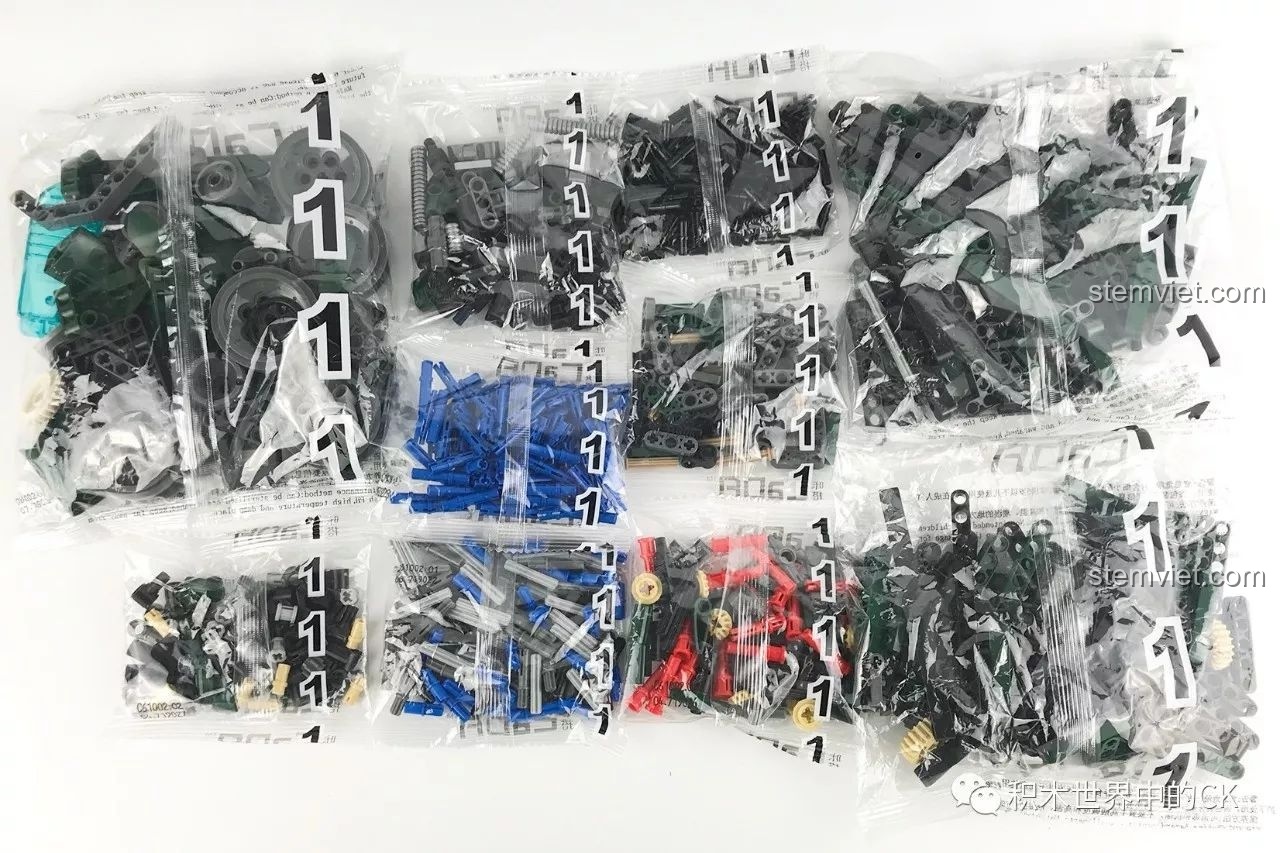 Các túi mảnh ghép được đánh số cho CaDA C61002 BM-21 Combat Vehicle.