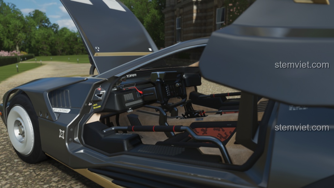 Chiếc xe CaDA C63001 Cyber Turbo-V Cyber Night đã hoàn thiện, nhìn từ góc nghiêng.