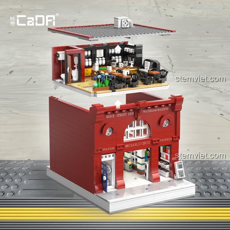 Thiết kế phân tầng thông minh của đồ chơi xây dựng Ga Tàu điện ngầm London, cho phép dễ dàng tháo rời mái và tầng trên để khám phá nội thất.