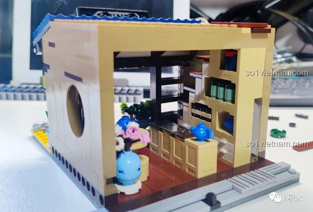 Mô hình CaDA C66010 Hòa Phong Trà Ẩm đã hoàn thiện, nhìn từ phía sau