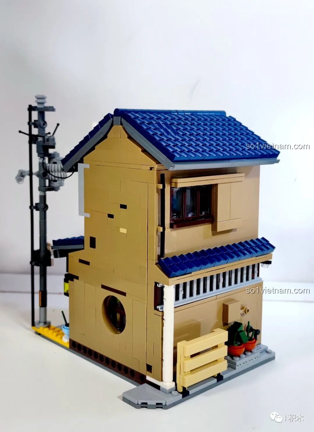 Chi tiết thang gỗ bên hông mô hình CaDA C66010