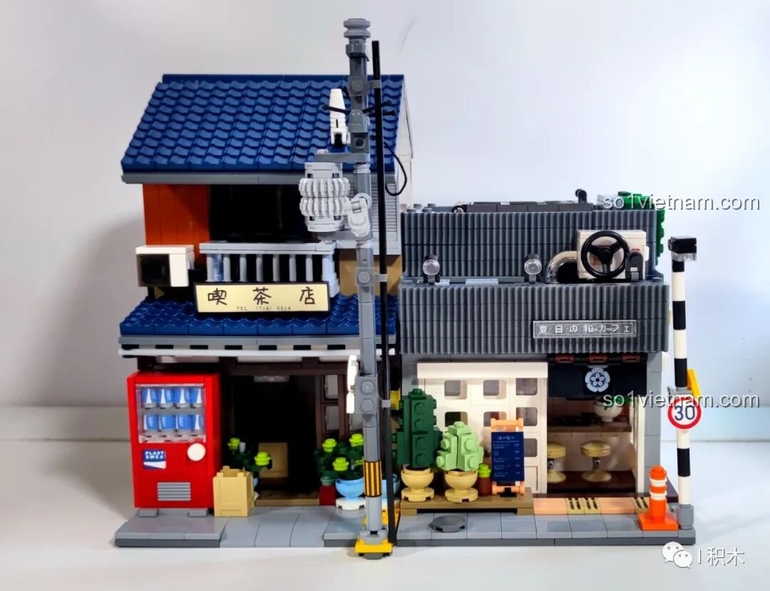 Mô hình CaDA C66010 Hòa Phong Trà Ẩm đã hoàn thiện, bật đèn LED