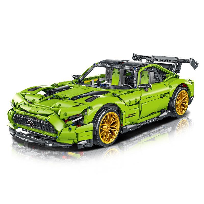 Mô hình xe Mercedes-Benz AMG GT R màu xanh lá tỷ lệ 1:8