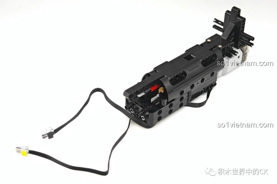 Quá trình lắp ráp bộ đồ chơi CaDA Mercedes-AMG ONE C61503