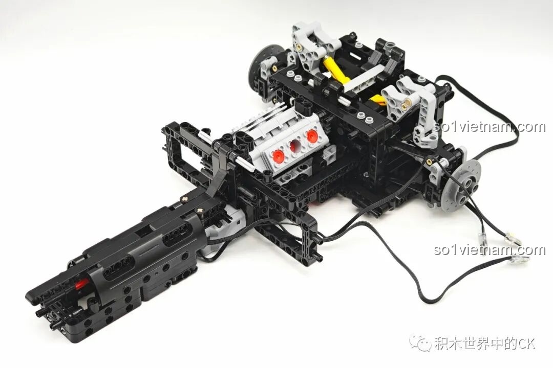 Quá trình lắp ráp bộ đồ chơi CaDA Mercedes-AMG ONE C61503