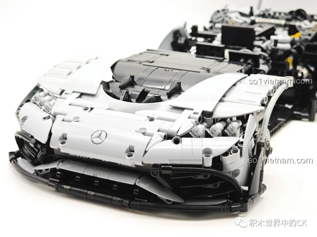 Quá trình lắp ráp bộ đồ chơi CaDA Mercedes-AMG ONE C61503
