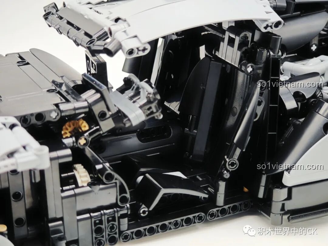 Quá trình lắp ráp bộ đồ chơi CaDA Mercedes-AMG ONE C61503