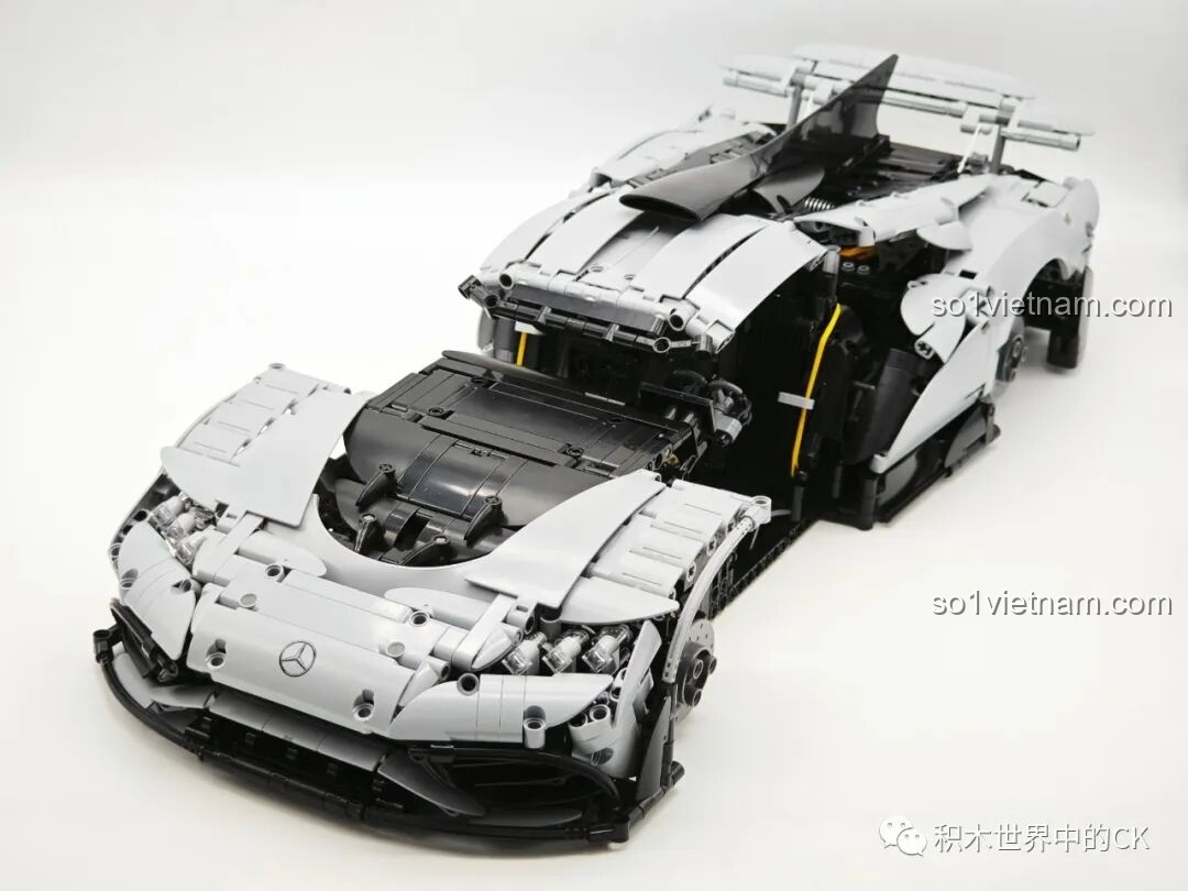 Quá trình lắp ráp bộ đồ chơi CaDA Mercedes-AMG ONE C61503