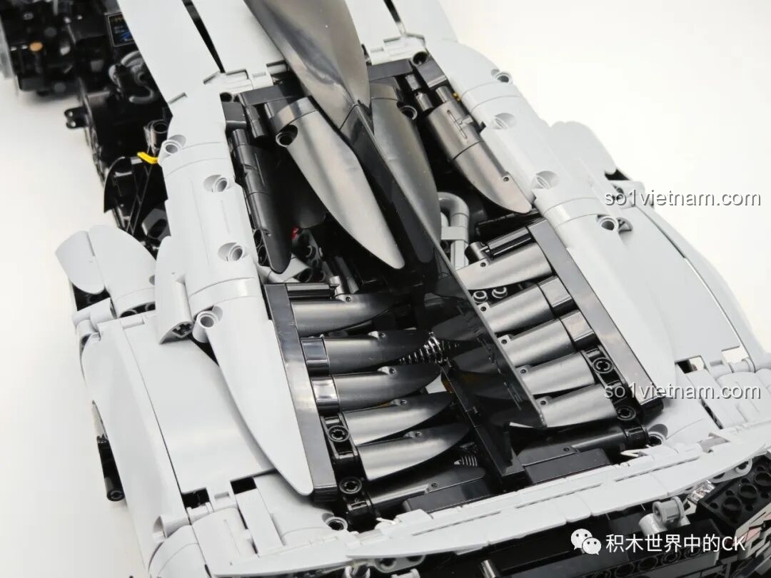 Quá trình lắp ráp bộ đồ chơi CaDA Mercedes-AMG ONE C61503