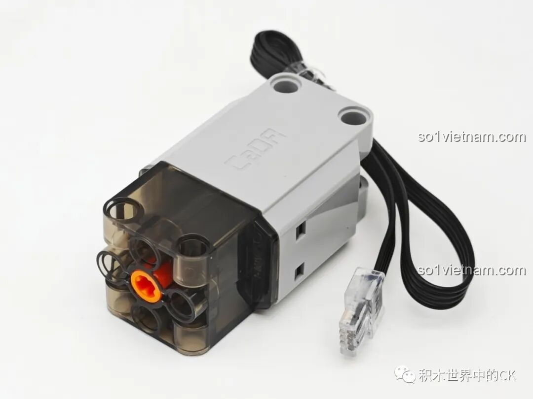 Quá trình lắp ráp bộ đồ chơi CaDA Mercedes-AMG ONE C61503