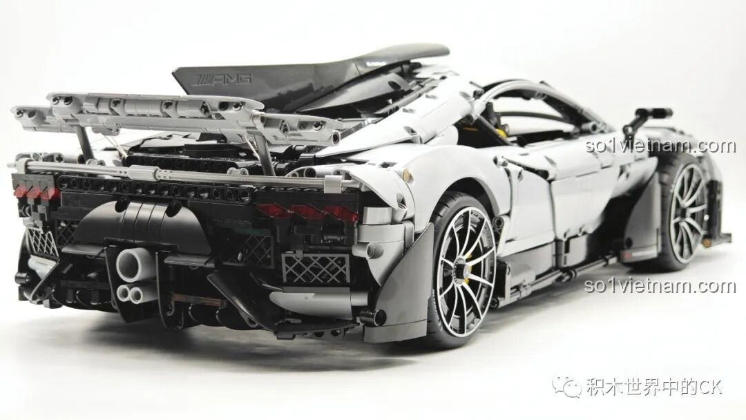 Quá trình lắp ráp bộ đồ chơi CaDA Mercedes-AMG ONE C61503