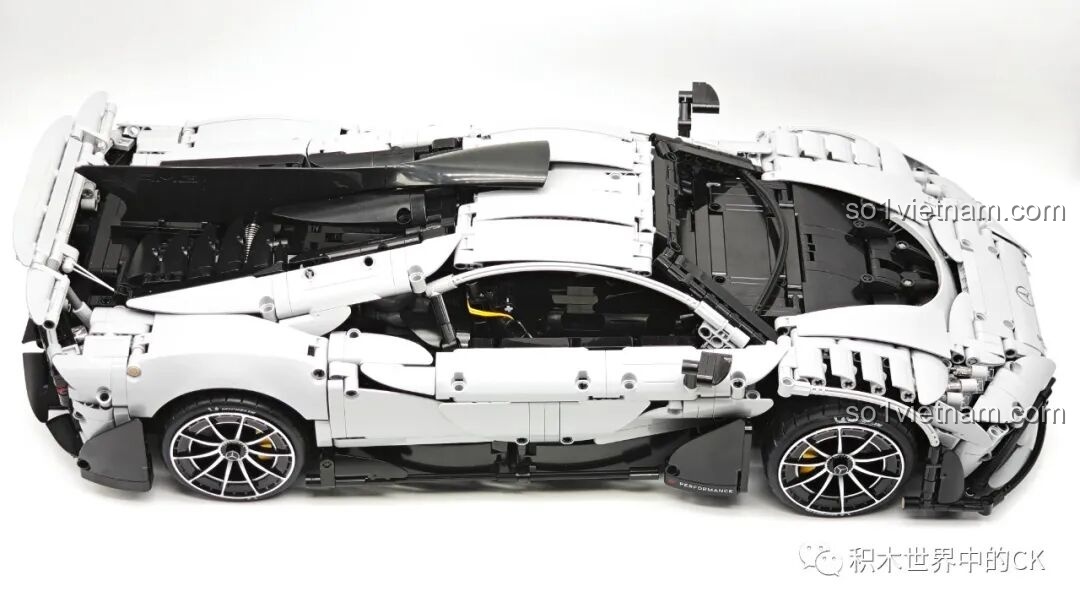 Quá trình lắp ráp bộ đồ chơi CaDA Mercedes-AMG ONE C61503