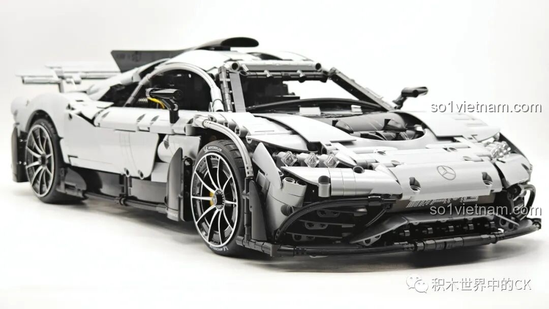 Quá trình lắp ráp bộ đồ chơi CaDA Mercedes-AMG ONE C61503