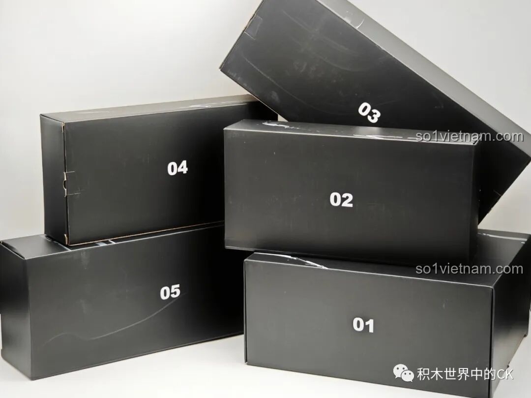 Các hộp nhỏ được đánh số từ 01 đến 05 của bộ lắp ráp CaDA Mercedes-AMG ONE C61503