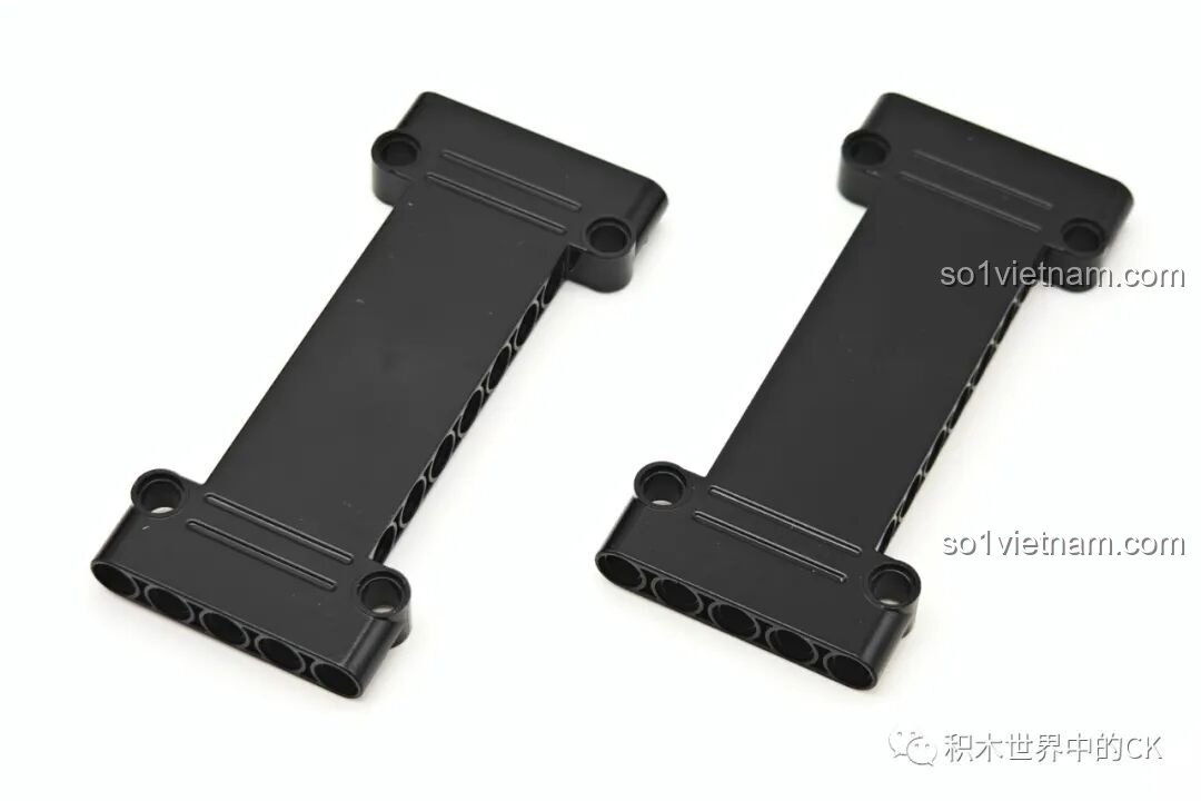 Các mảnh ghép độc đáo của bộ lắp ráp CaDA Mercedes-AMG ONE C61503