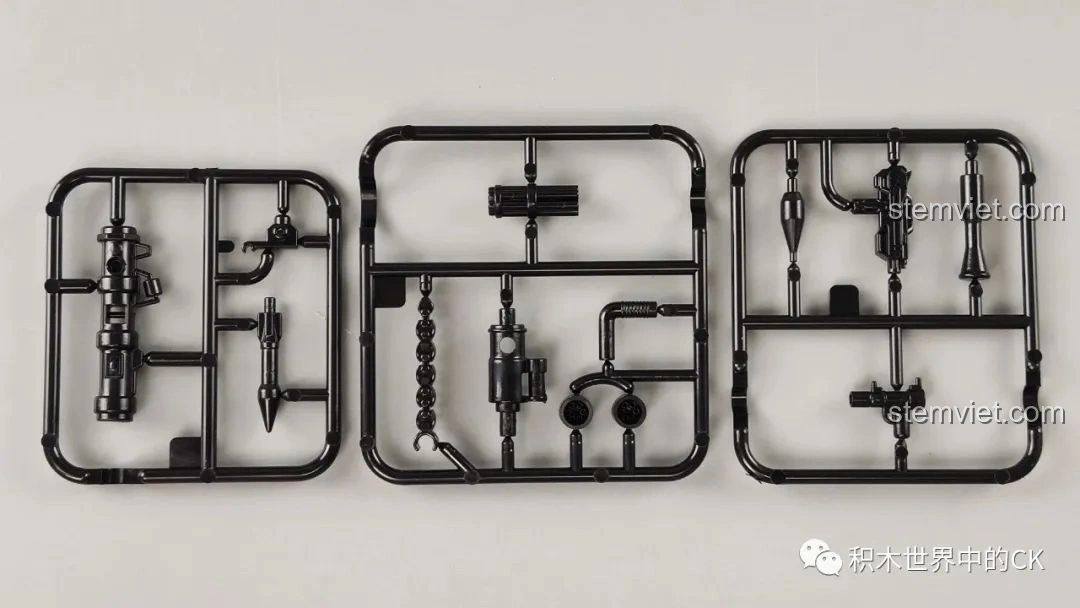 Các khung chứa chi tiết vũ khí và trang bị cho mô hình xe tăng CaDA SY 1627 Metal Slug 2.