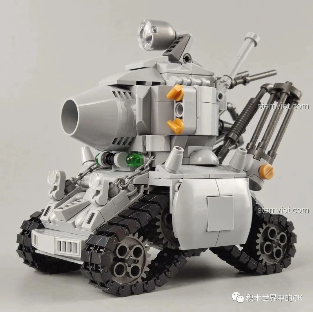 Mô hình xe tăng SV-001/II Hợp Kim Đầu Metal Slug 2 hoàn chỉnh từ bộ CaDA SY 1627, góc nhìn 3/4 phía trước.