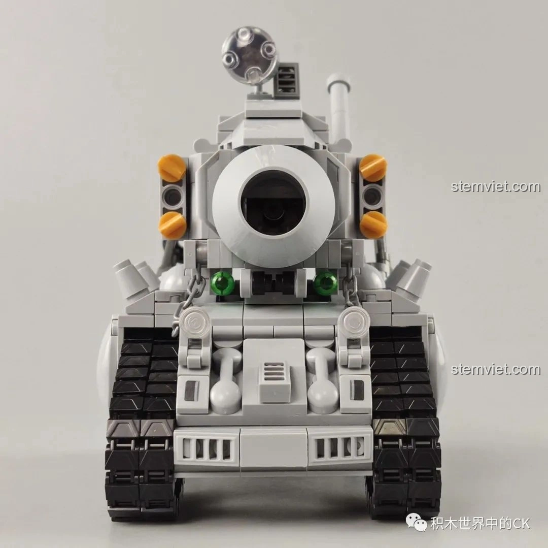 Cận cảnh mặt trước của mô hình xe tăng SV-001/II Hợp Kim Đầu Metal Slug 2, bộ CaDA SY 1627.