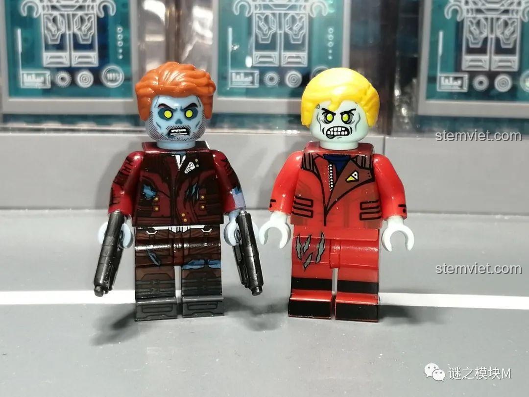 Cận cảnh minifigure Zombie Deadpool trong bộ WM6132, cầm kiếm.