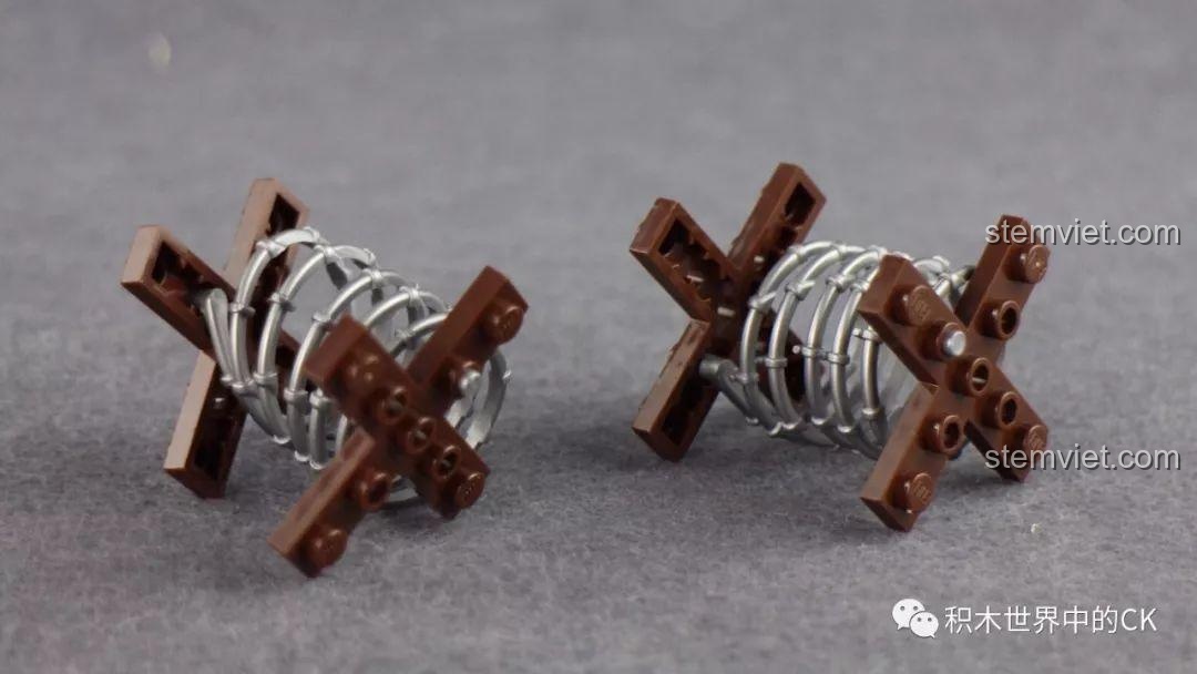 Căn cứ phản diện đã hoàn thiện trong bộ đồ chơi lắp ráp Qman 3209 Xe Bọc Thép Tấn Công ThunderMission.