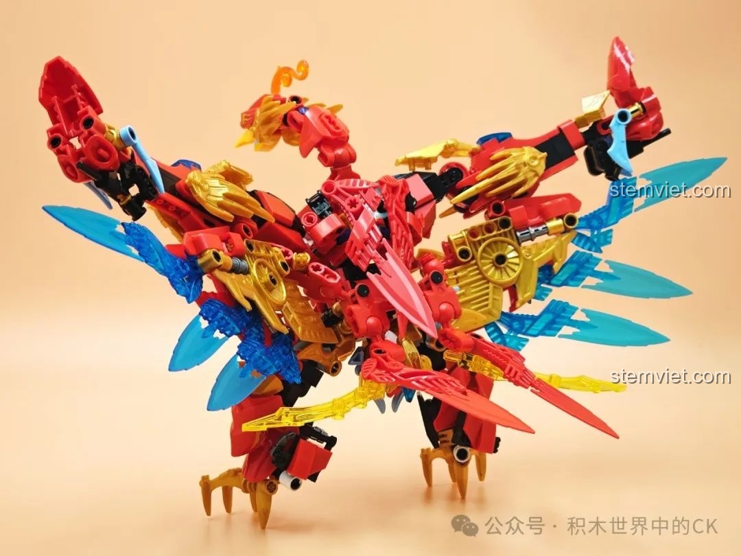 Mô hình Chu Tước Thần Thú với đôi cánh xòe rộng, một sản phẩm đồ chơi lắp ráp đáng tiền từ F5.