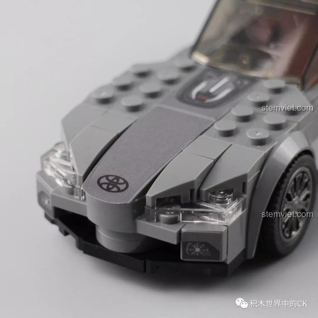 Cấu trúc lắp ráp phần đầu xe của Toyota FT-1 SEMBO 607031, thể hiện sự sáng tạo trong thiết kế.