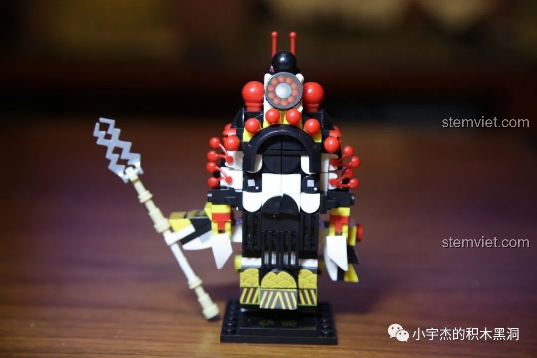 Các túi mảnh ghép của bộ lắp ráp CAYI 10025 Trương Phi, được đóng gói riêng biệt.