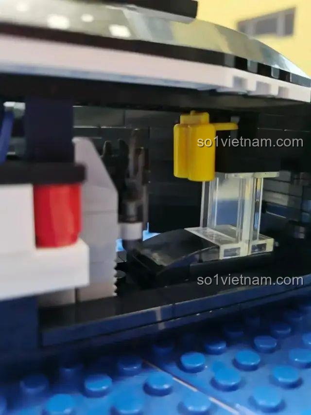 Chi tiết bên trong tàu ngầm hạt nhân chiến lược Type 094 CAYI 2239