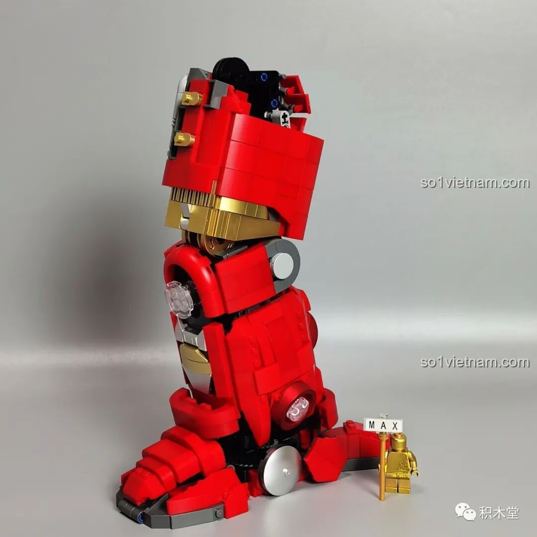 Một góc nhìn khác của phần chân KBOX V5004 Giáp Chống Hulk MK44, nhấn mạnh các khớp nối và chi tiết cơ khí. Cảm nhận KBOX 5004 Giáp Chống Hulk MK44 kỹ thuật.