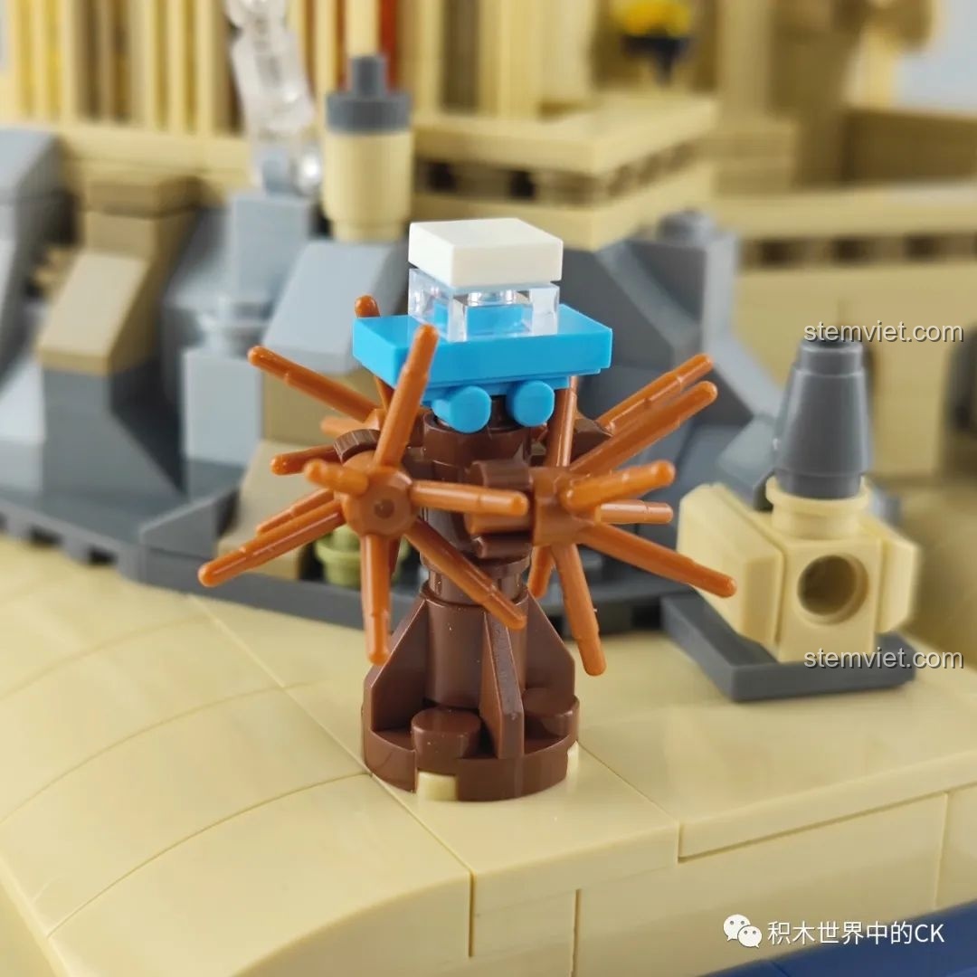 Cận cảnh chi tiết cây Liễu Roi trong bộ đồ chơi mô hình Lâu đài ma thuật 13010 xịn giá rẻ.